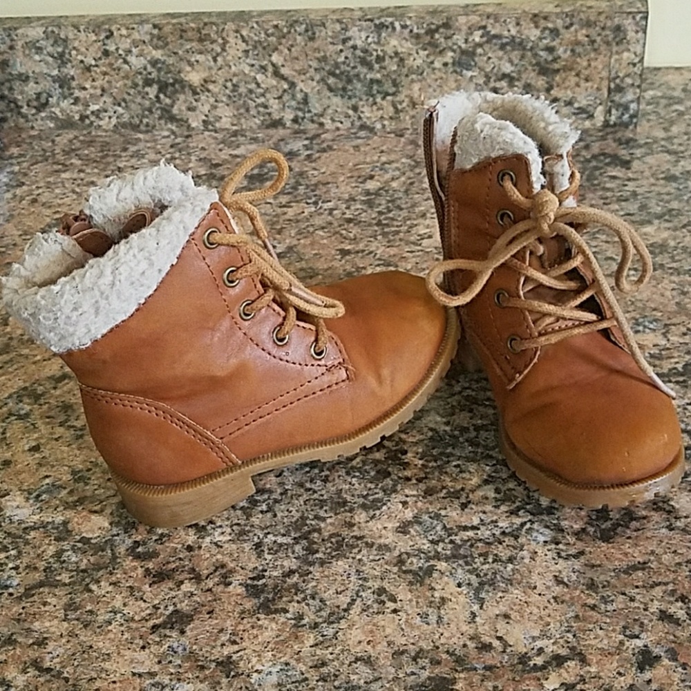 Toddler boots - girls Sz 7
